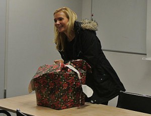 Rechtzeitig vor Weihnachten kam das Paket mit dem Glow-TLUD-Kocher